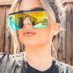 Quay Australia Hindsight Rainbow / Matte Black